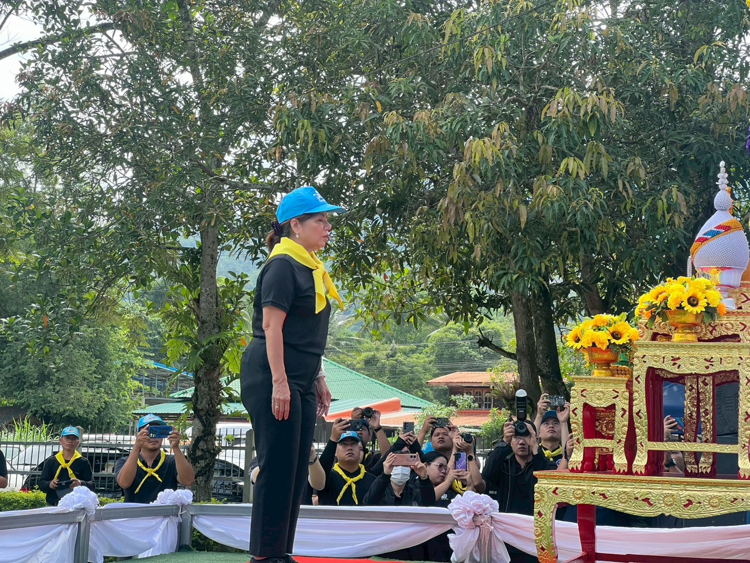 title - ส.ป.ก.พิษณุโลก ร่วมกิจกรรมโครงการจิตอาสาพัฒนาพื้นที่โครงการอันเนื่องมาจากพระราชดำริ 4 ภาค  “เราทำความ ดี ด้วยหัวใจ” จังหวัดพิษณุโลก ปีงบประมาณ พ.ศ. 2569 เนื่องในโอกาสพระราชพิธีมหามงคลเฉลิมพระชนมพรรษา 4 รอบ สมเด็จพระนางเจ้าสุทิดา พัชรสุธาพิมลลักษณ พระบรมราชินี (3 มิถุนายน 2569)